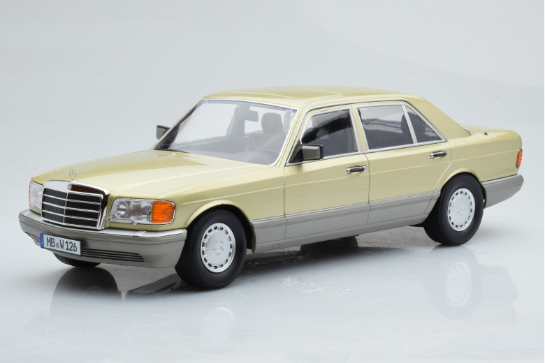Mercedes 560 SEL W126 Green Gray iScale 1/18