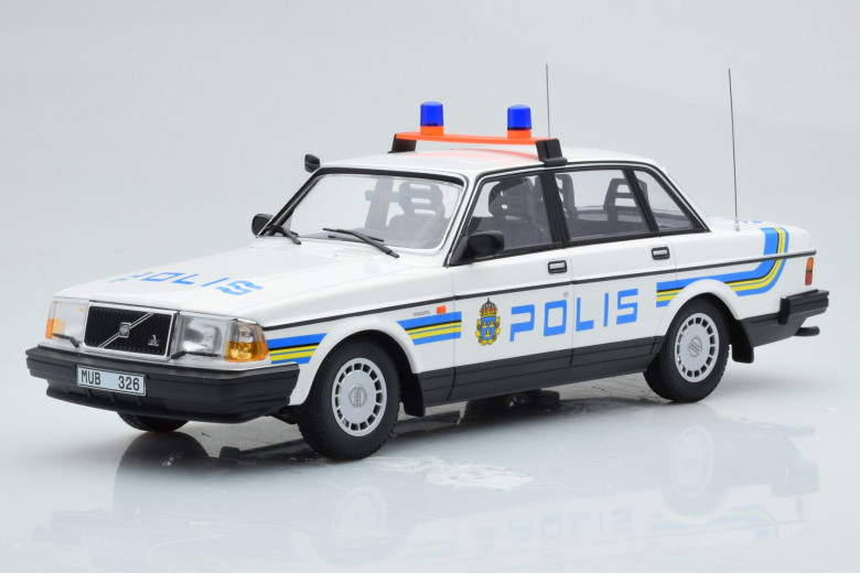 155171490  Volvo 240 GL Polis Sweden White Minichamps 1/18