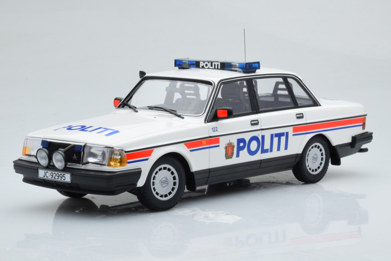 155171491  Volvo 240 GL Politi Norway White Minichamps 1/18