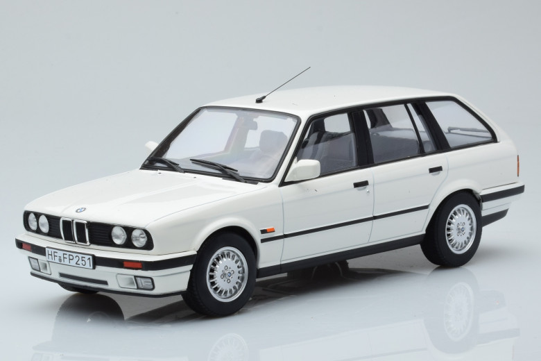 183217  BMW 325i E30 Touring White Limited Edition Norev 1/18