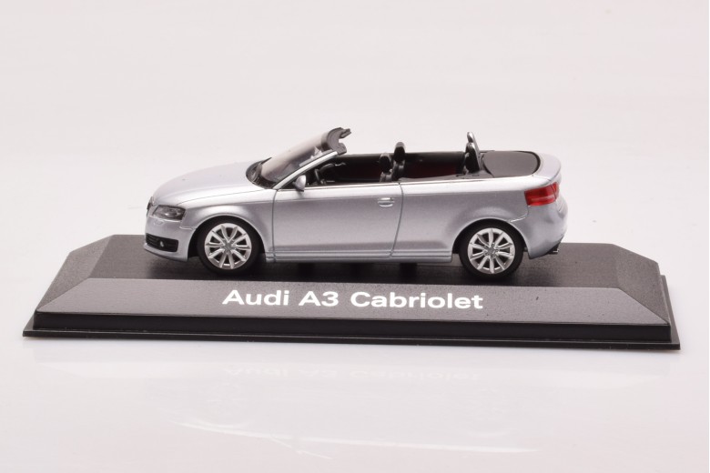 Audi A3 Cabriolet Silver Minichamps 1/43