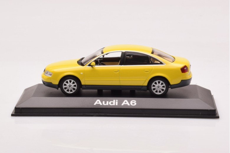 Audi A6 C5 Sedan Yellow Minichamps 1/43