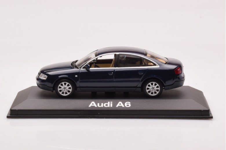 Audi A6 C5 Sedan Blue Metallic Minichamps 1/43