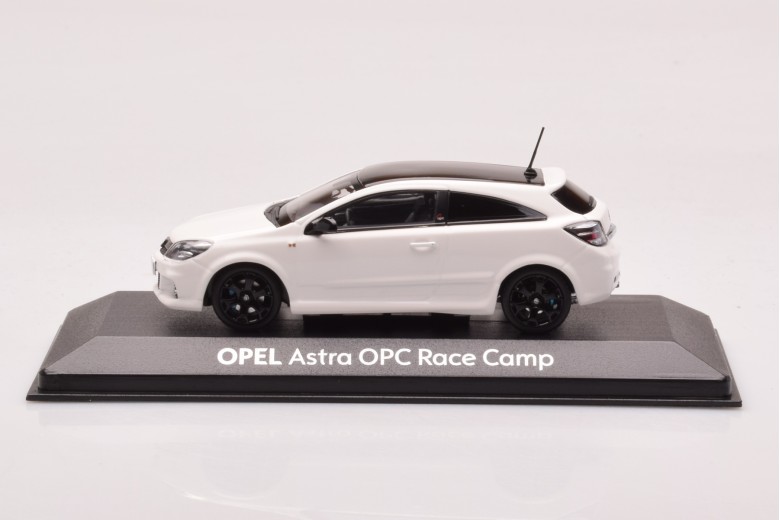Opel Astra GTC OPC White Race Camp Individually Numbered Edition Minichamps 1/43