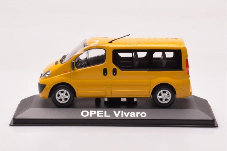 Opel Vivaro Minibus Yellow Minichamps 1/43