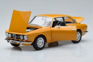Alfa Romeo 1750 GTV Żółty Norev 1:18 187910 Metal — zdjęcie 2 z 7