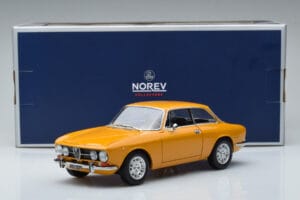 Alfa Romeo 1750 GTV Żółty Norev 1:18 187910 Metal — zdjęcie 7 z 7