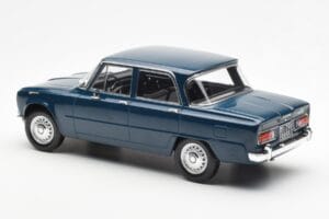 Alfa Romeo Giulia TI Petrol Niebieski Norev 1:18 187971 Metal — zdjęcie 5 z 6
