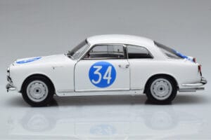 Alfa Romeo Giulietta SV #34 Targa Florio 1960 Kyosho 1:18 08957C Metal — zdjęcie 4 z 9