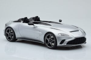 Aston Martin V12 Speedster Srebrny GT Spirit 1:18 GT430 Żywica — zdjęcie 4 z 6