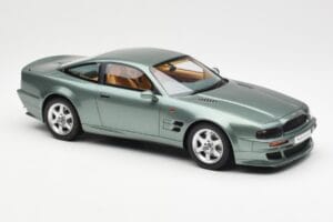 Aston Martin V8 Vantage Zielony GT Spirit 1:18 GT345 Żywica — zdjęcie 4 z 6