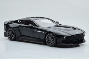 Aston Martin Victor Czarny GT Spirit 1:18 GT428 Żywica — zdjęcie 4 z 6