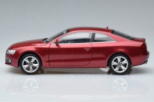Audi A5 B8 Granatowa Czerwień Norev 1:18 188352 Metal — zdjęcie 4 z 7