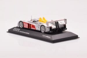 Audi R10 TDI LMP1 #7 R. Capello / T. Kristensen / A. McNish 24 Hours of Le Mans 2006 Minichamps 1:43 400061607 Metal — zdjęcie 3 z 4