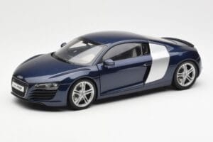 Audi R8 4.2 FSI V8 Niebieski Kyosho 1:18 09213BL Metal