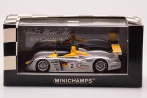 Audi R8 Infineon #2 L. Aiello / R. Capello / Pescatori 2nd Place 24 Hours of Le Mans 2001 Minichamps 1:43 400011202 Metal — zdjęcie 4 z 4