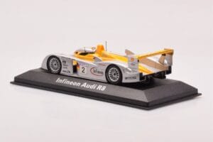 Audi R8 Infineon #2 Winner ALMS Petit Le Mans 2002 Minichamps 1:43 400021382 Metal — zdjęcie 3 z 4