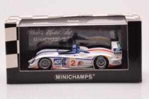 Audi R8 #2 E. Pirro / F. Biela / A. McNish 12 Hours of Sebring 2nd Place 2005 Minichamps 1:43 400051302 Metal — zdjęcie 4 z 4