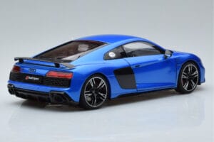 Audi R8 Performance Niebieski Kengfai 1:18 VAKF-0355 Metal — zdjęcie 3 z 10