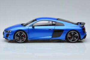 Audi R8 Performance Niebieski Kengfai 1:18 VAKF-0355 Metal — zdjęcie 5 z 10
