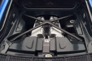 Audi R8 Performance Niebieski Kengfai 1:18 VAKF-0355 Metal — zdjęcie 9 z 10
