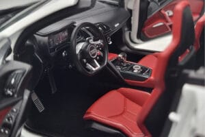 Audi R8 Spyder Performance Biały Kengfai 1:18 VAKF-0351 Metal — zdjęcie 9 z 11