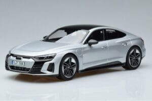 Audi RS e-tron GT Srebrny Norev 1:18 188381 Metal
