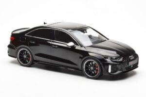 Audi RS3 8Y Sedan Czarny MCG 1:18 MCG18450 Metal — zdjęcie 4 z 6
