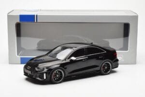 Audi RS3 8Y Sedan Czarny MCG 1:18 MCG18450 Metal — zdjęcie 6 z 6