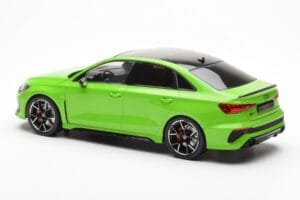 Audi RS3 8Y Sedan Zielony MCG 1:18 MCG18449 Metal — zdjęcie 5 z 6