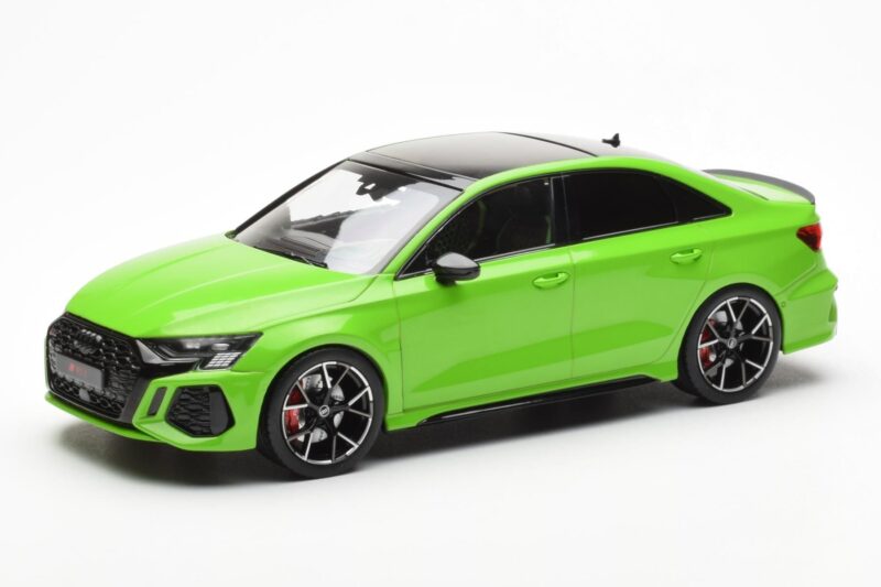 Audi RS3 8Y Sedan Zielony MCG 1:18 MCG18449 Metal