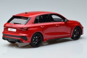 Audi RS3 8Y Sportback Czerwony GT Spirit 1:18 GT378 Żywica — zdjęcie 2 z 6