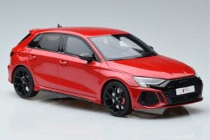 Audi RS3 8Y Sportback Czerwony GT Spirit 1:18 GT378 Żywica — zdjęcie 4 z 6