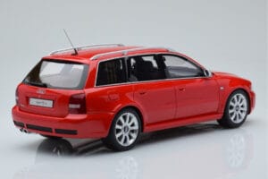 Audi RS4 B5 Avant Czerwony Otto 1:18 OT1026B Żywica — zdjęcie 2 z 6