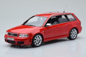 Audi RS4 B5 Avant Czerwony Otto 1:18 OT1026B Żywica