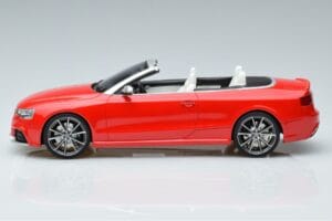 Audi RS5 B8 Kabriolet Czerwony GT Spirit 1:18 GT724 Żywica — zdjęcie 3 z 5