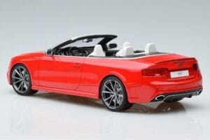 Audi RS5 B8 Kabriolet Czerwony GT Spirit 1:18 GT724 Żywica — zdjęcie 4 z 5