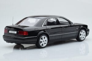 Audi S8 D2 Czarny Otto 1:18 OT082 Żywica — zdjęcie 2 z 6