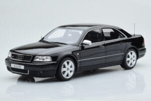 Audi S8 D2 Czarny Otto 1:18 OT082 Żywica