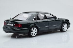 Audi S8 D2 Zielony Otto 1:18 OT916 Żywica — zdjęcie 2 z 6