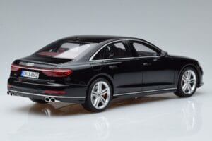 Audi S8 D5 Mythos Czarny Asia Edition GT Spirit 1:18 CLDC019 Żywica — zdjęcie 2 z 6