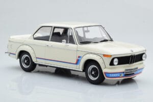 BMW 2002 Turbo Biały Kyosho 1:18 08544W Metal — zdjęcie 6 z 8