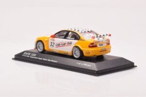BMW 320i E46 Wiechers Sport #32 Hennerici / Wiechers WTCC 2005 Minichamps 1:43 400052432 Metal — zdjęcie 3 z 4