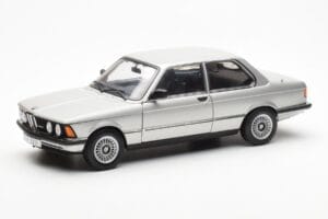 BMW 323i E21 Aspen Srebrny AUTOart 1:18 80430433552 Metal