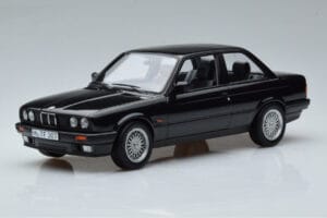 BMW 325i E30 Czarny Norev 1:18 183203 Metal