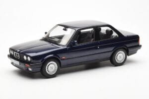 BMW 325i E30 Niebieski Metaliczny Norev 1:18 183201 Metal
