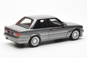 BMW 325i E30 Szary Metallic Otto 1:18 OT571 Żywica — zdjęcie 2 z 6