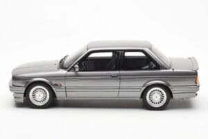 BMW 325i E30 Szary Metallic Otto 1:18 OT571 Żywica — zdjęcie 3 z 6