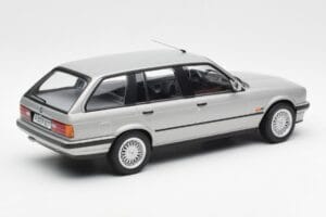 BMW 325i E30 Touring Srebrny Norev 1:18 183216 Metal — zdjęcie 2 z 6