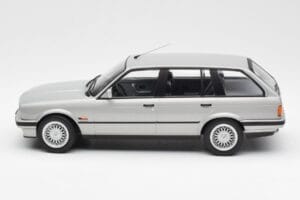 BMW 325i E30 Touring Srebrny Norev 1:18 183216 Metal — zdjęcie 3 z 6